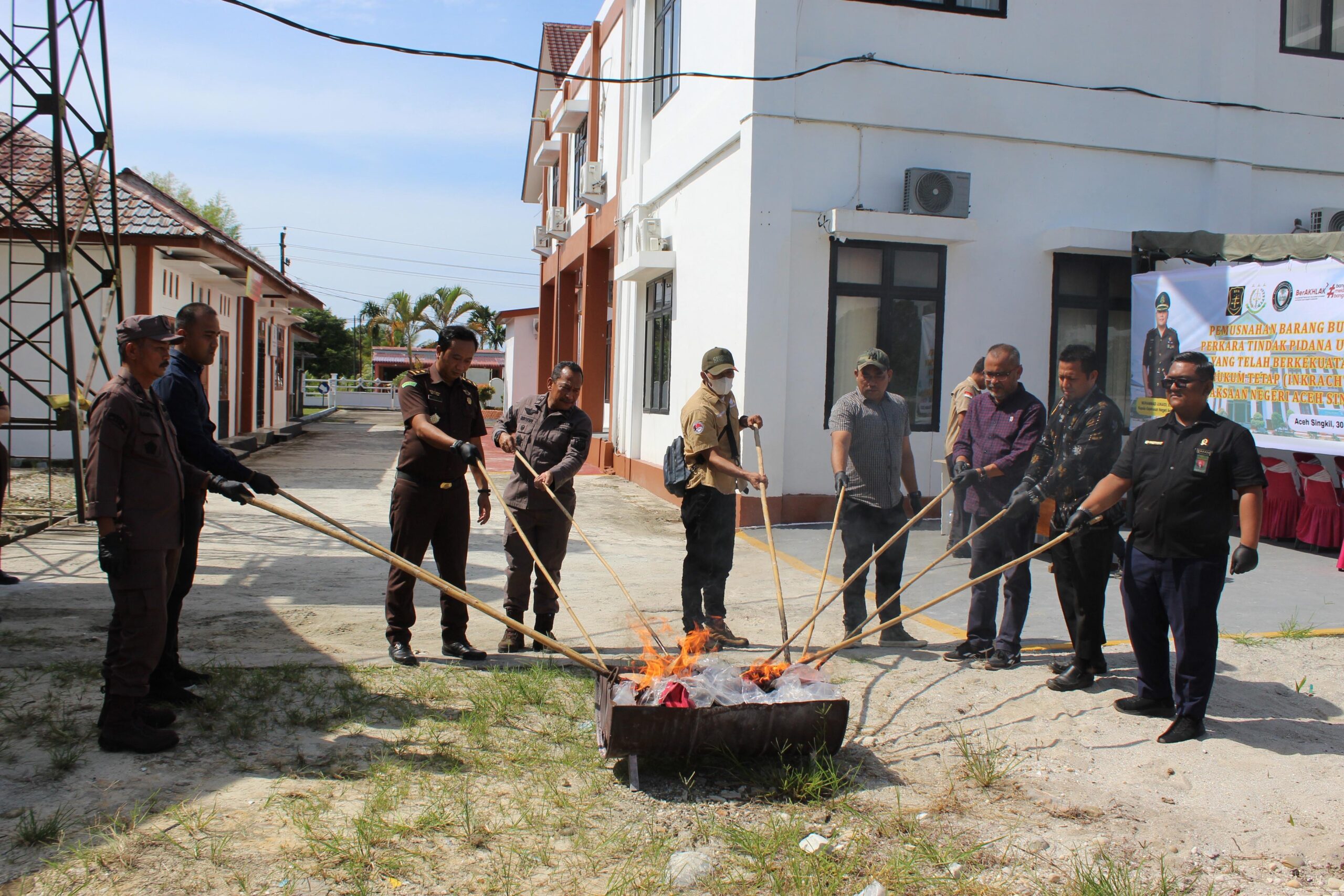 e78a1ec4-1707-4a75-b007-d252119e8b0b