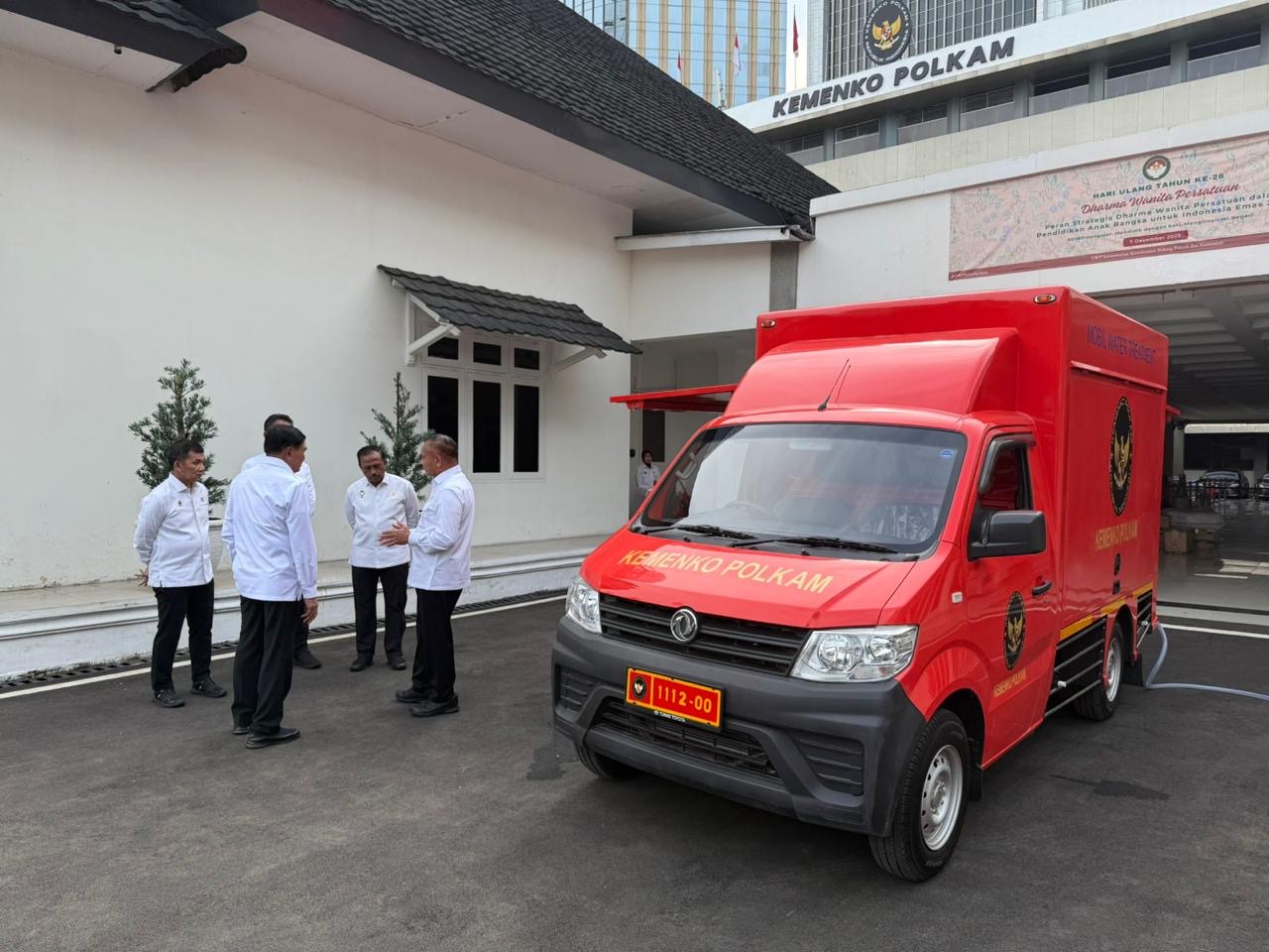 9cc49d9b-f0b5-4b74-9171-b811ec75591e